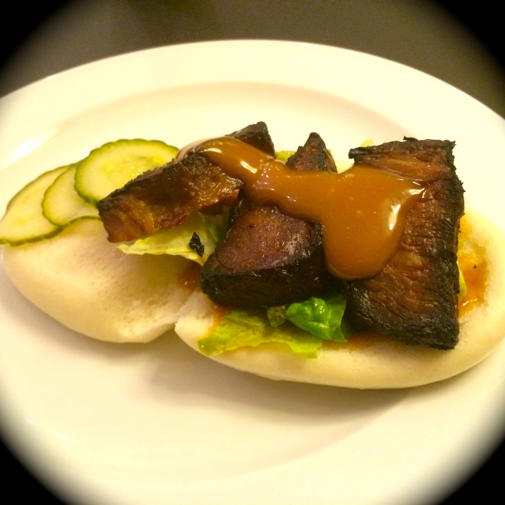 Sous Vide Pork Neck Buns with “Porkonaise”