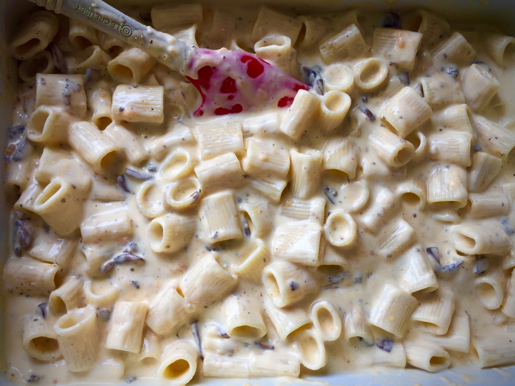 mac n cheese from pan