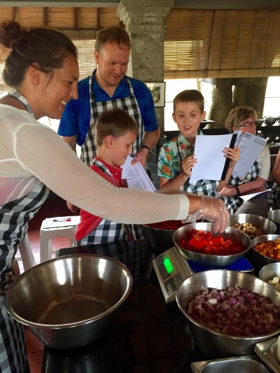 measuring ingredients for bumbu