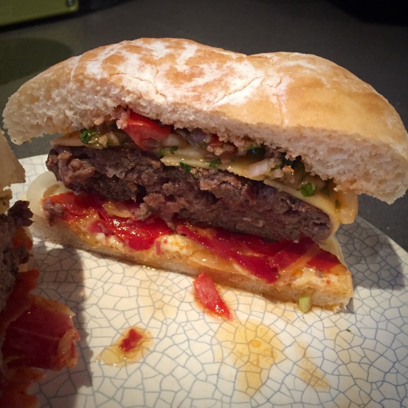 boerie burger sliced