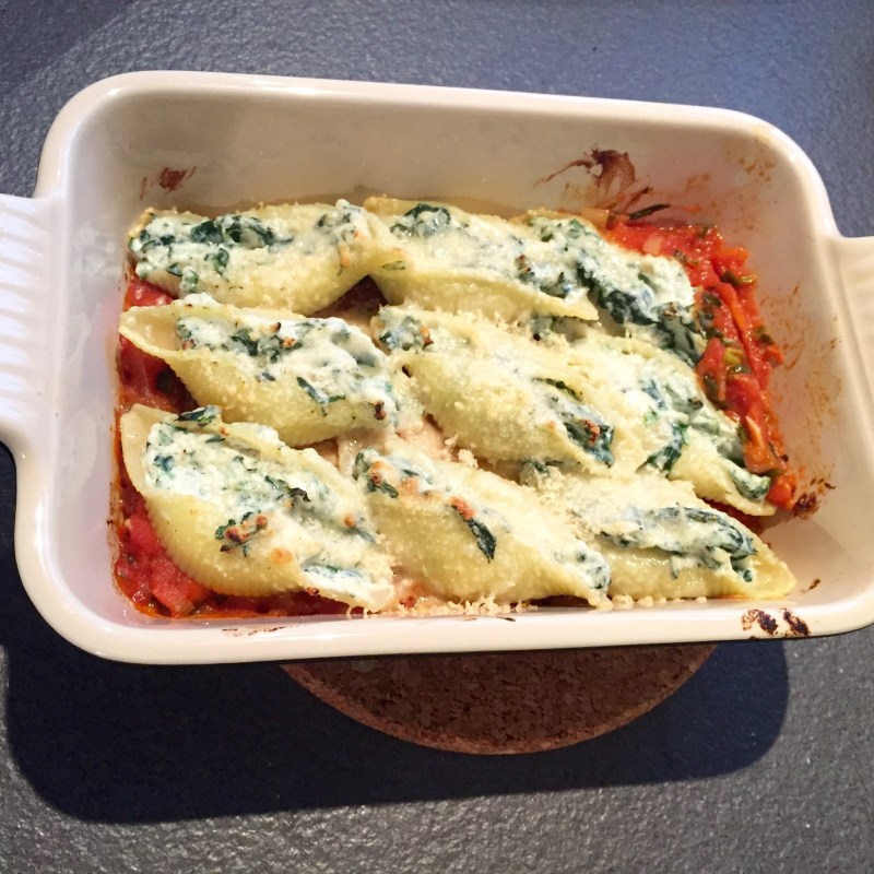 Ricotta and Spinach filled Conchiglioni shells with tomato sauce