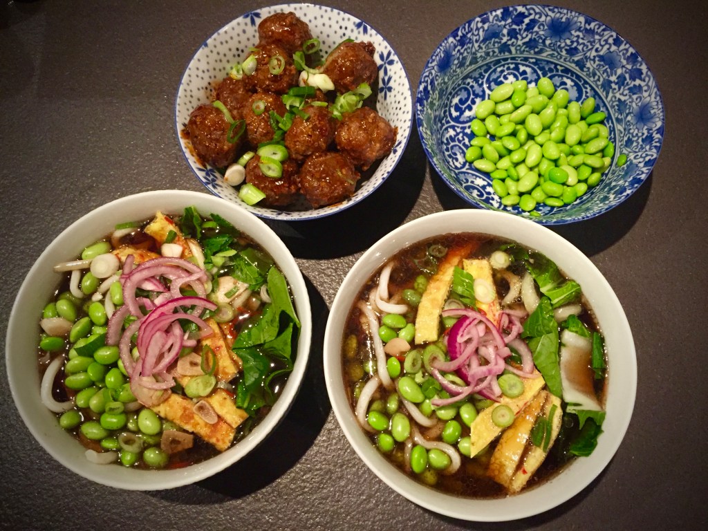 Korean Weekend: Noodle Soup, Meatballs and Stir Fried Beef