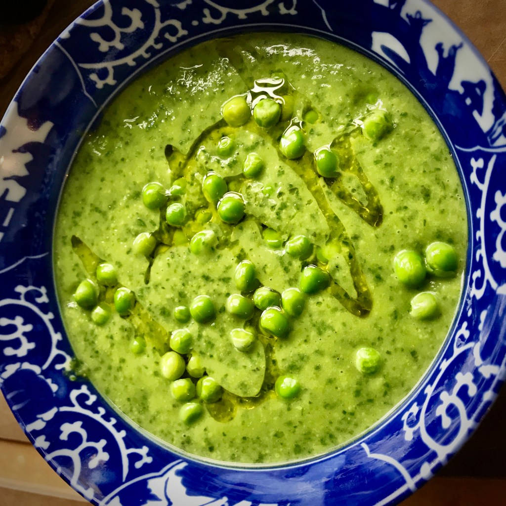 Spinach, Mint and Pea Soup